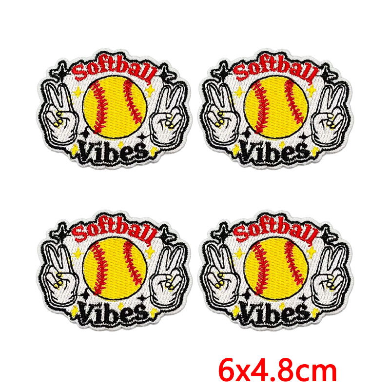 10PCS Softball Themed Iron On  - Embroidery Quote recension och pris