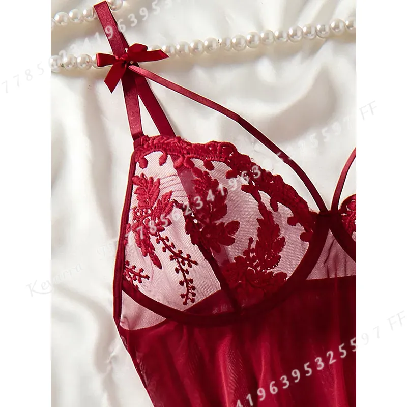 Wine Red Women's Country Style - Embroidery Red recension och pris