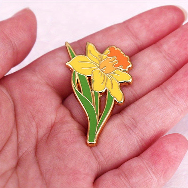 Yellow Daffodil Brooch Herbace - Embroidery Legacy recension och pris