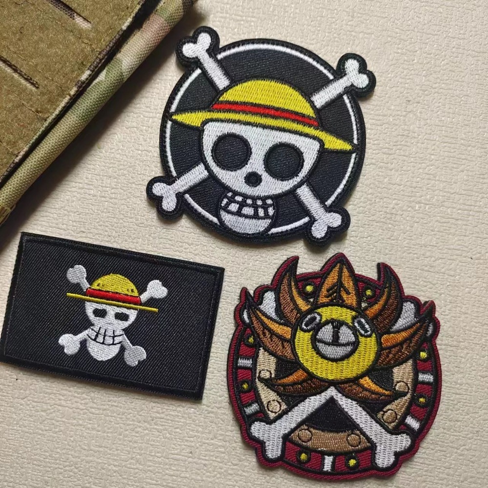 One Piece Badg Cartoon sleeve  - Embroidery Patches recension och pris