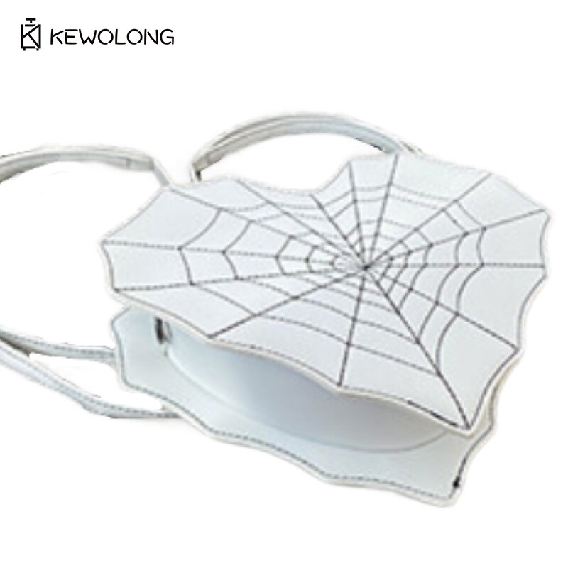 Gothic Bat Shape Shoulder Bag  - Embroidery Gothic recension och pris